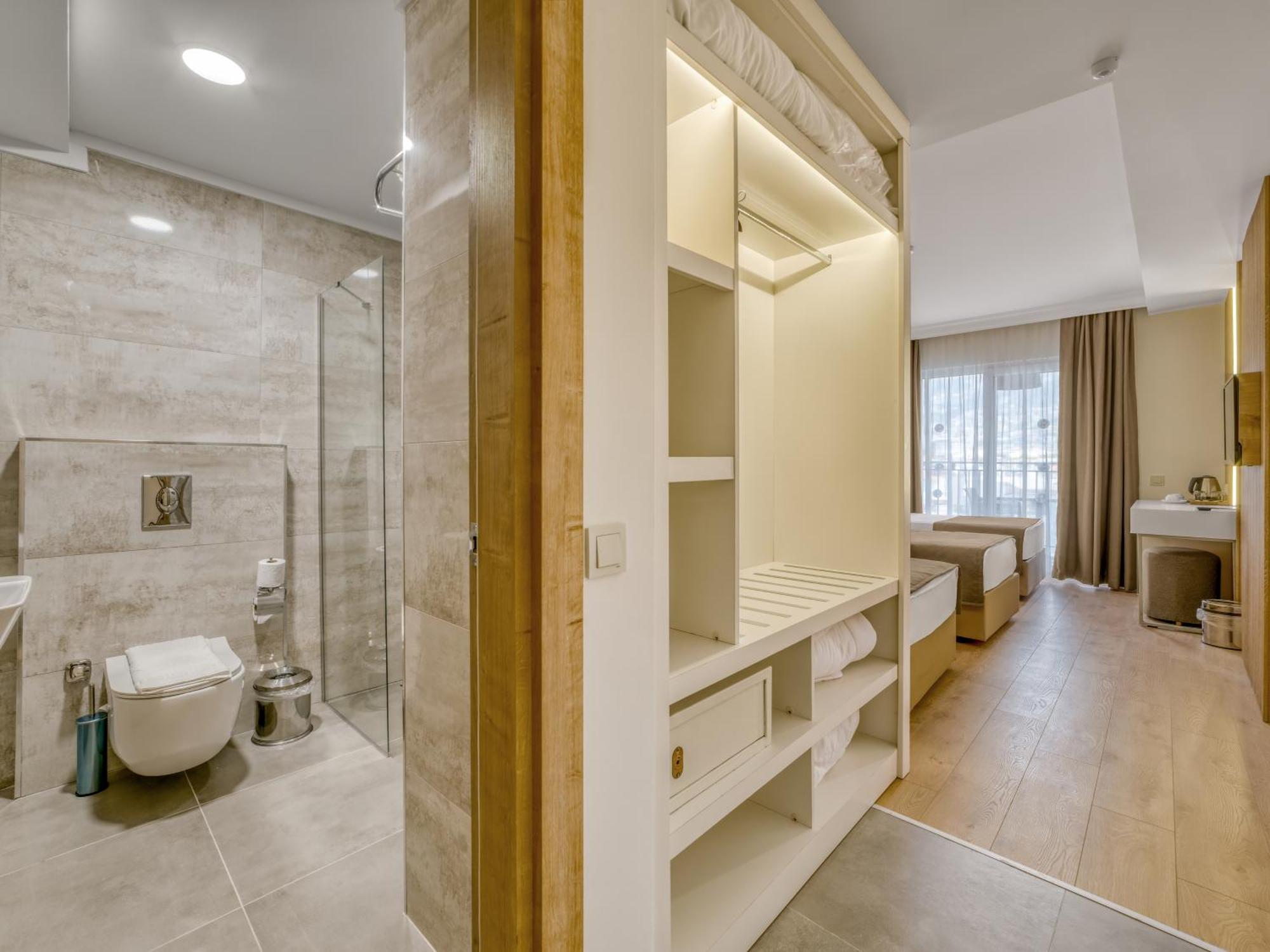 Park Hotel (Adults Only) Алания Экстерьер фото